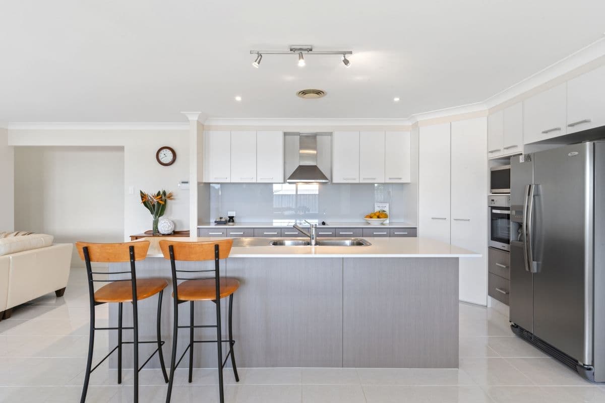 3 Peregrine Street, Reedy Creek QLD 4227, Reedy Creek - Thumbnail 2