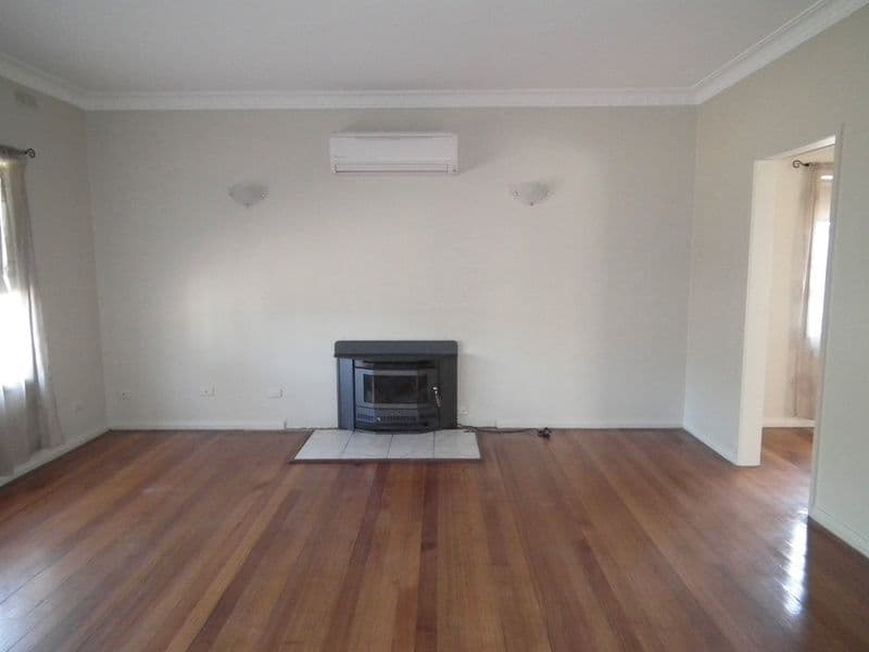 8 Myola Crescent, NAGAMBIE VIC 3608, Nagambie - Thumbnail 3
