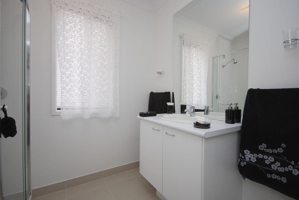 18 Macquarie Close, Delacombe VIC 3356, Delacombe - Thumbnail 4