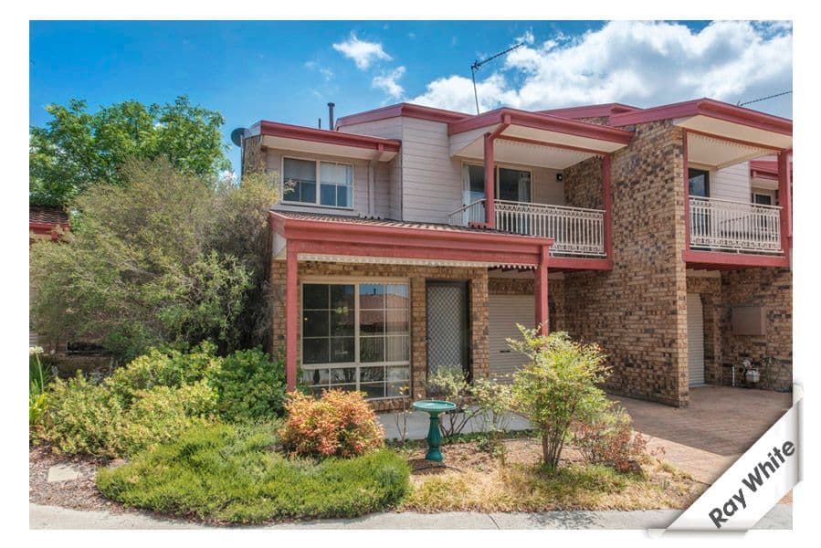 5 Blakey Close, MONASH ACT 2904, Monash - Image 1
