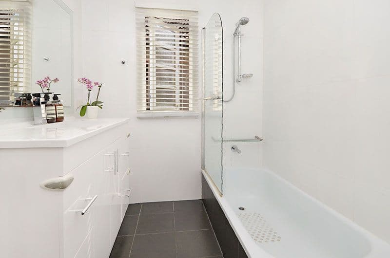 33 Tenth Avenue, Windsor QLD 4030, Windsor - Thumbnail 6