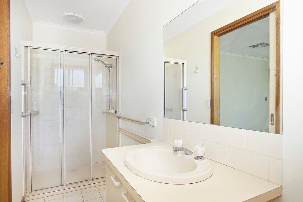 75 McLeod Street, Yarrawonga VIC 3730, Yarrawonga - Thumbnail 3