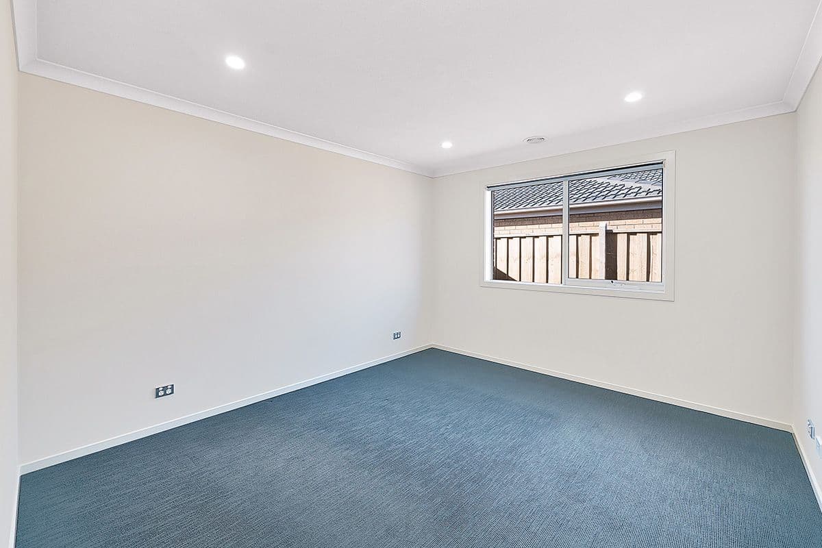 37 Omeara Crescent, Cranbourne East VIC 3977, Cranbourne East - Thumbnail 4