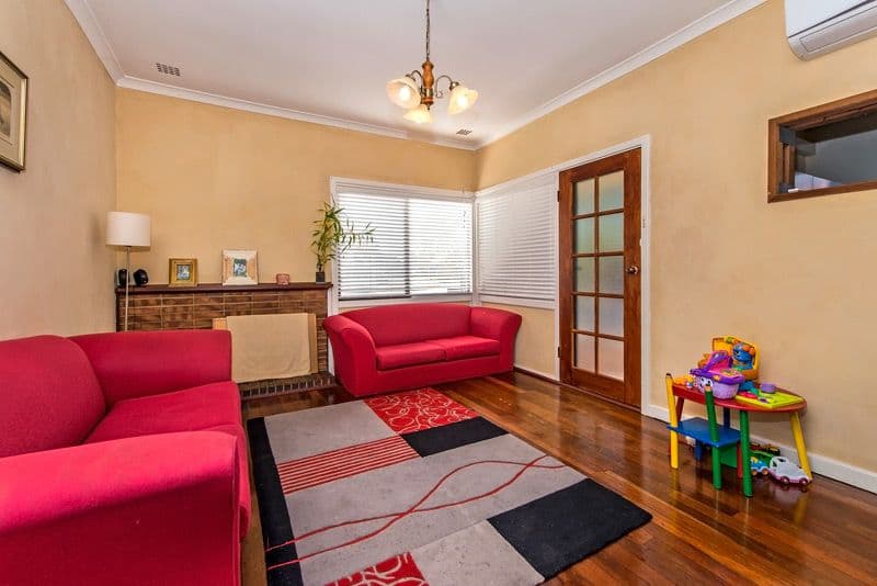 11 Sproxton Way, EMBLETON WA 6062, Embleton - Thumbnail 5