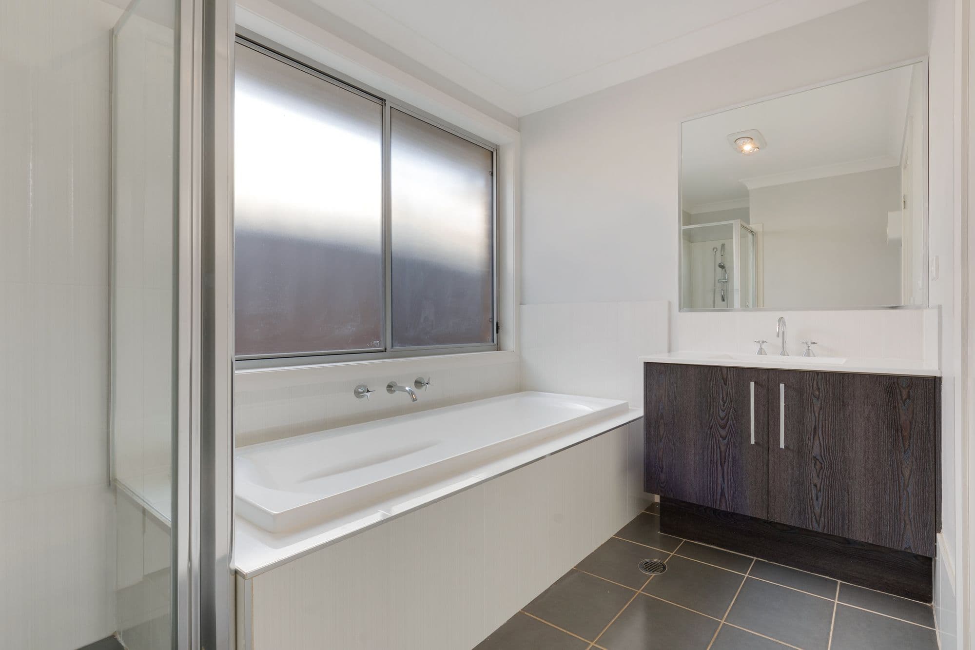 44 Delaware Street, Spring Farm - Thumbnail 8