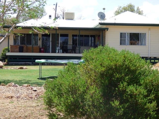 98 Minkadell Road, Roma QLD 4455, Roma - Thumbnail 2