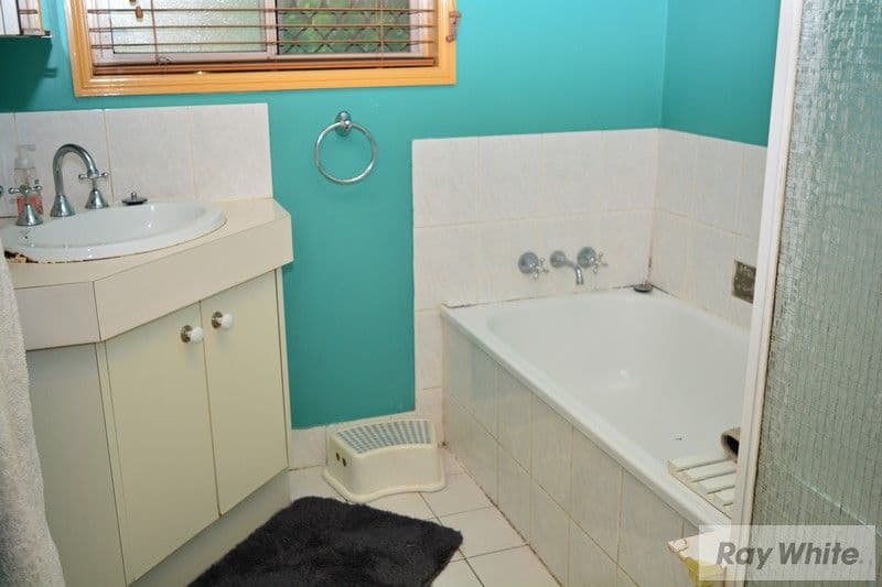 52 Tovey Road, Boronia Heights QLD 4124, Boronia Heights - Thumbnail 6