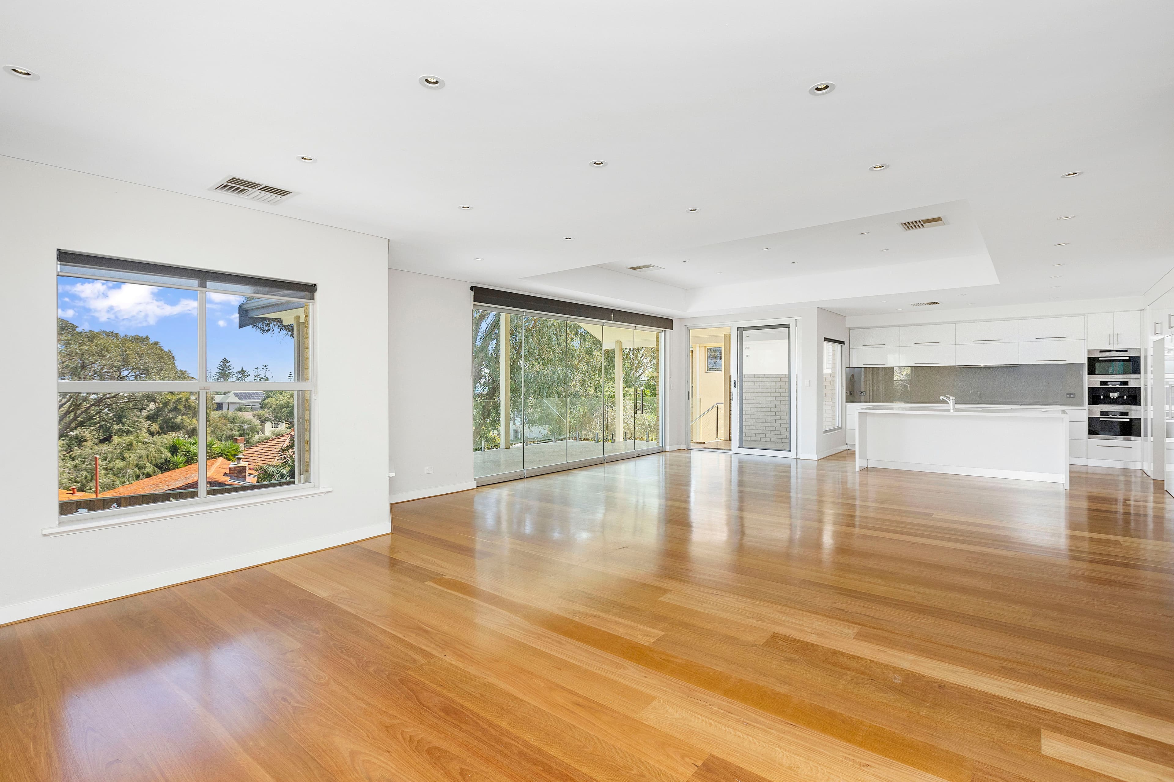 9 Truro Place, City Beach WA 6015, City Beach - Thumbnail 6