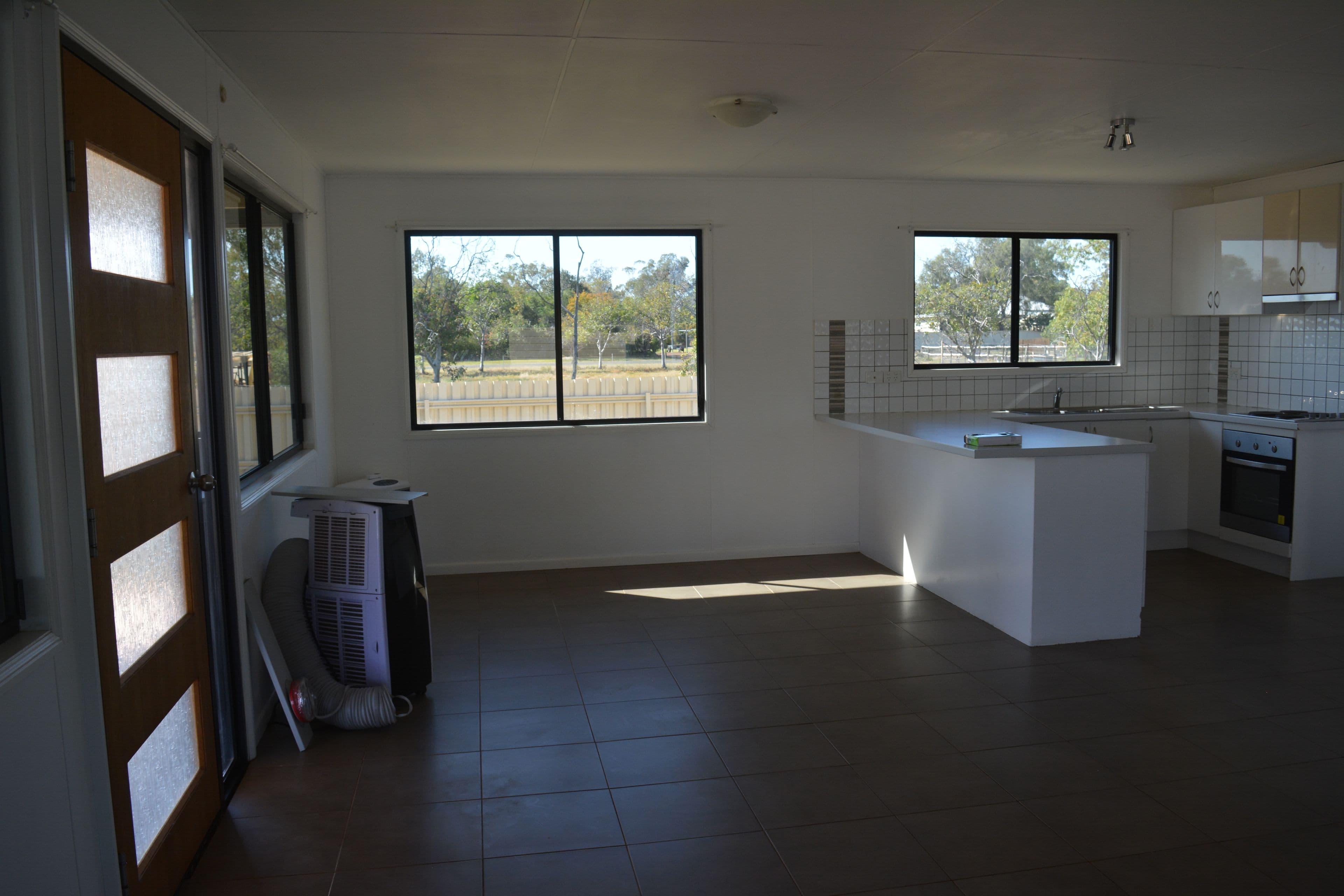 22 Bedford Street, Blackall QLD 4472, Blackall - Thumbnail 3