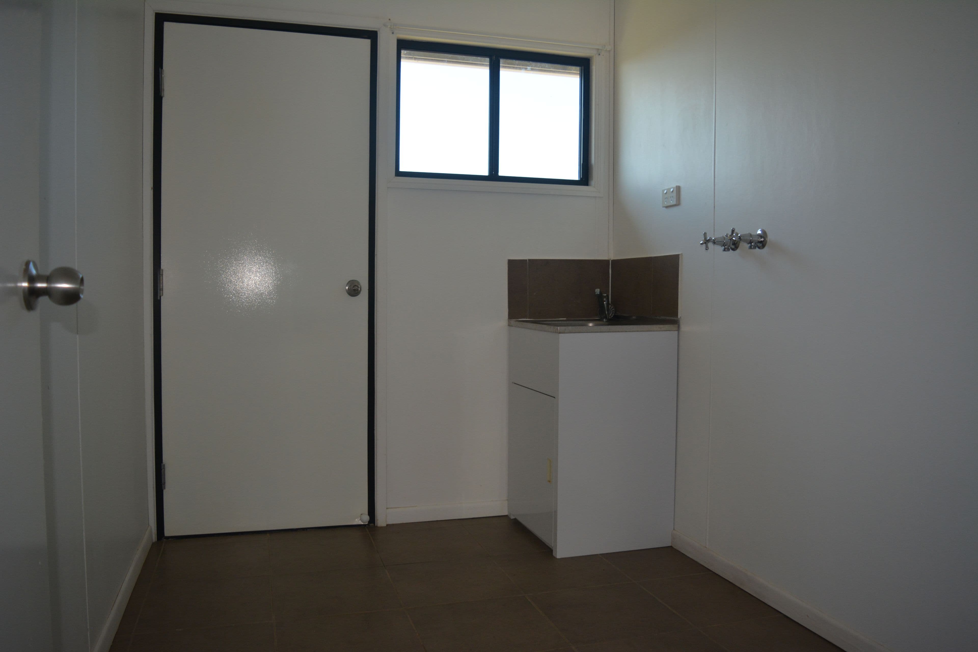 22 Bedford Street, Blackall QLD 4472, Blackall - Thumbnail 5