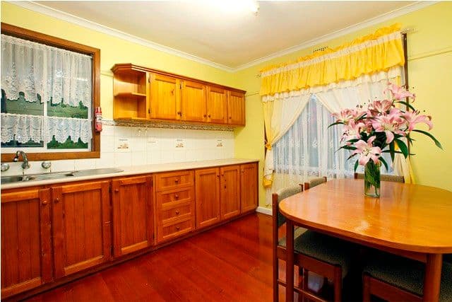 10 Mulgrave Street, RESERVOIR VIC 3073, Reservoir - Thumbnail 3