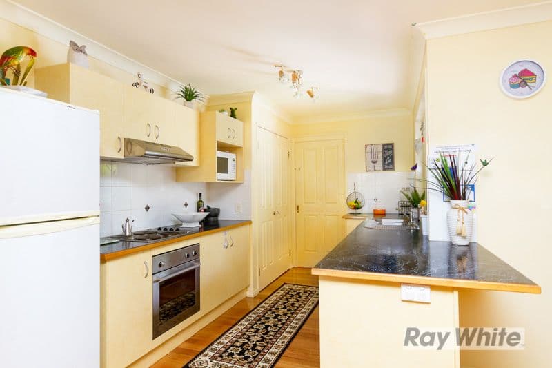 18 Ballard Place, WESTLAKE QLD 4074, Westlake - Thumbnail 2