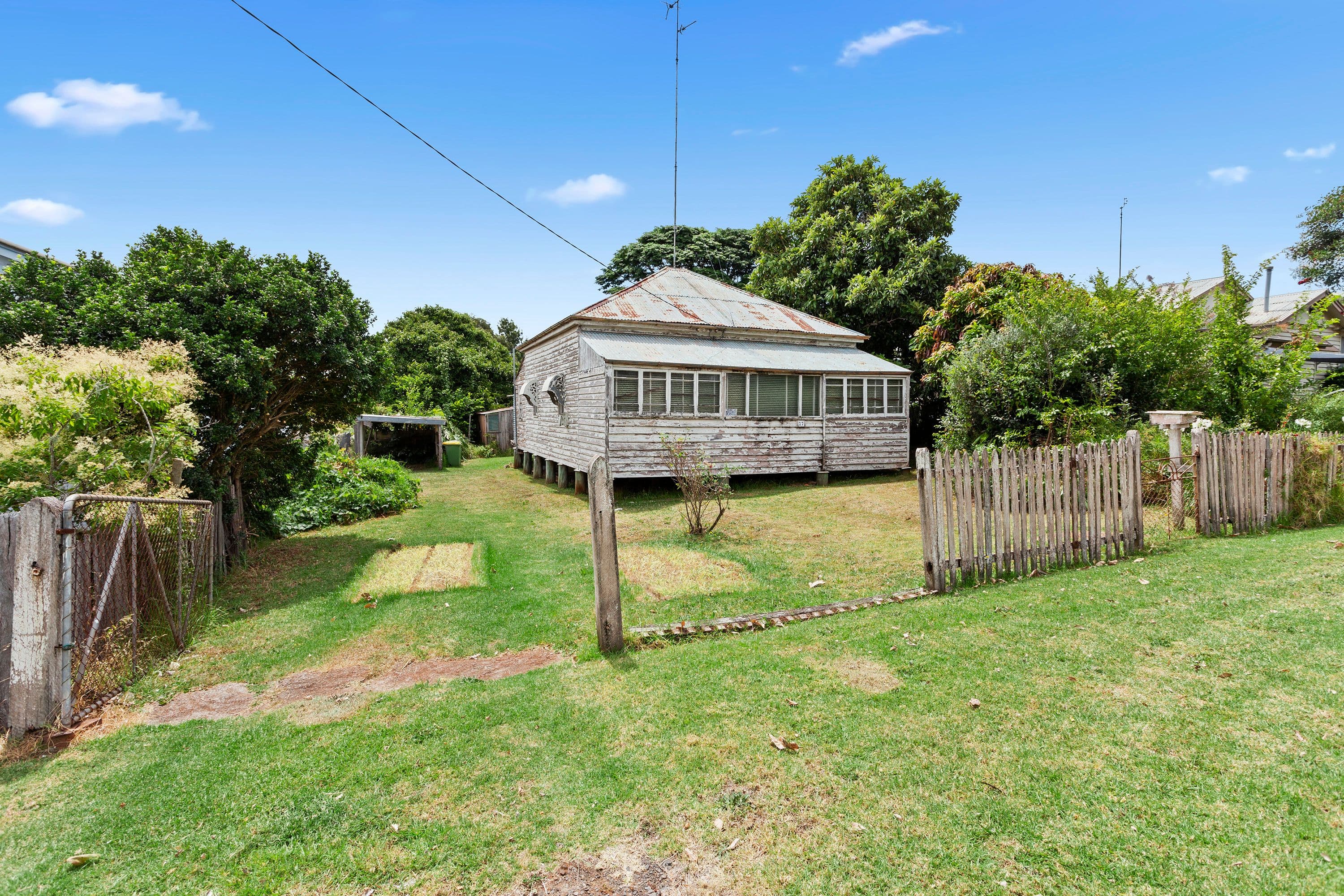 27 Hagan Street, North Toowoomba QLD 4350, North Toowoomba - Image 1