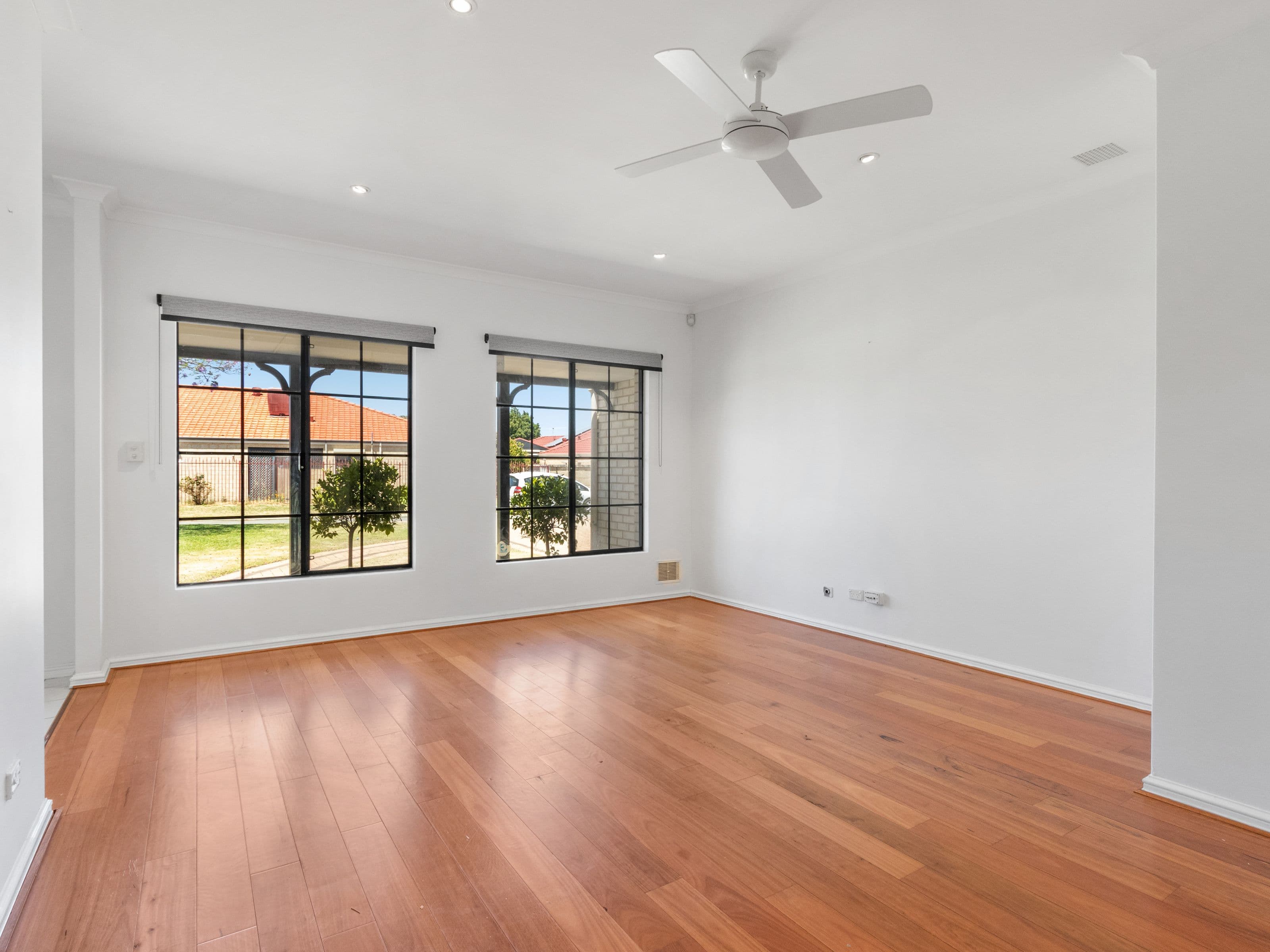 7 Silvereye Close, East Cannington WA 6107, East Cannington - Thumbnail 6