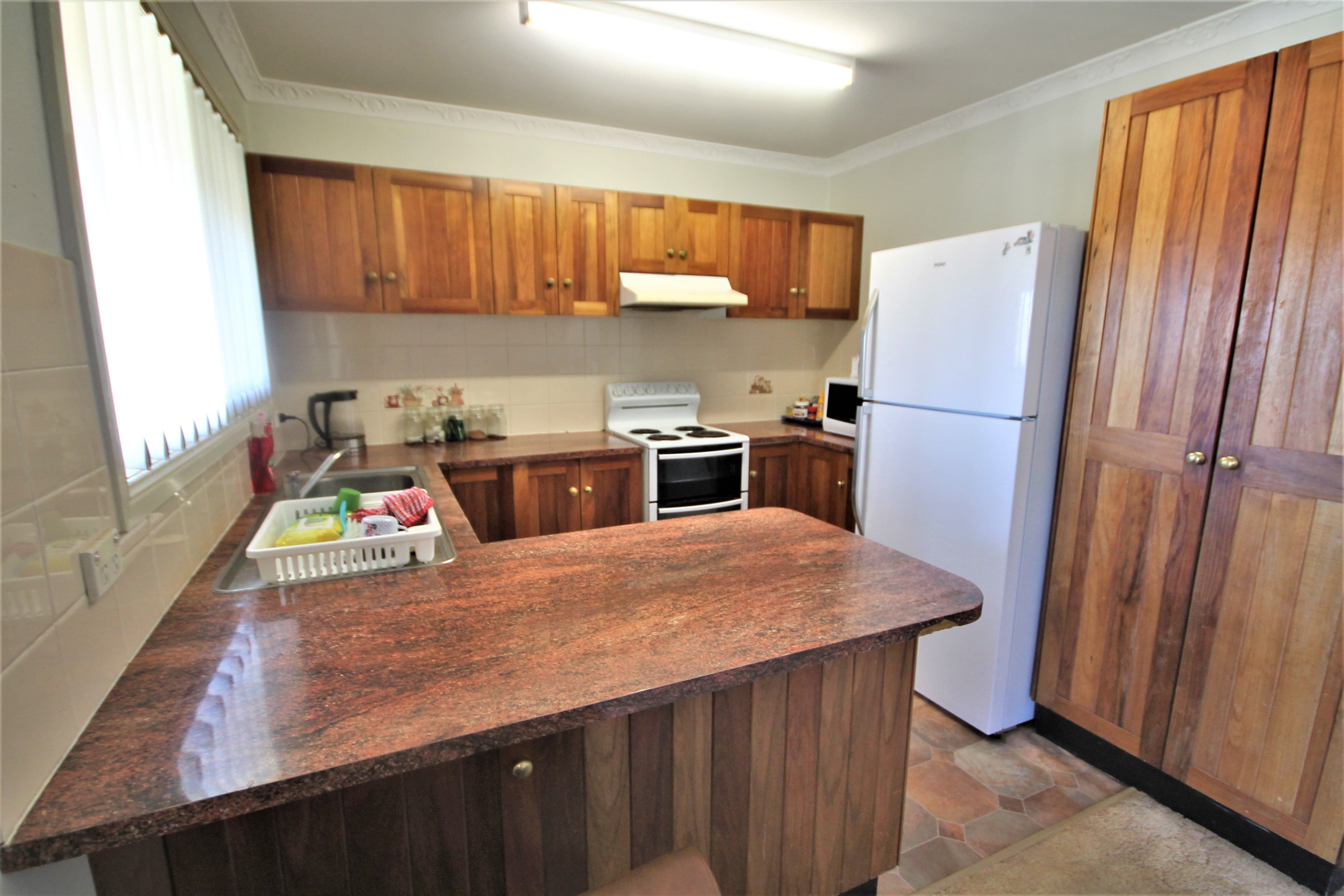 19 Hargreaves Crescent, Young - Thumbnail 6