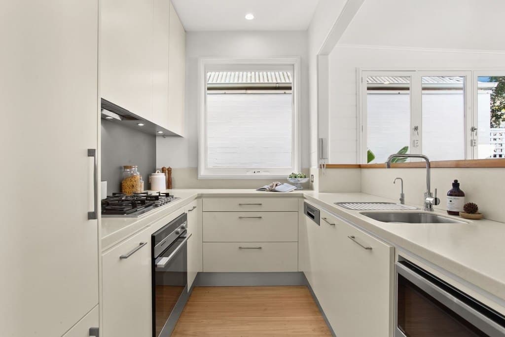 24 Rawson Avenue, Queens Park - Thumbnail 2