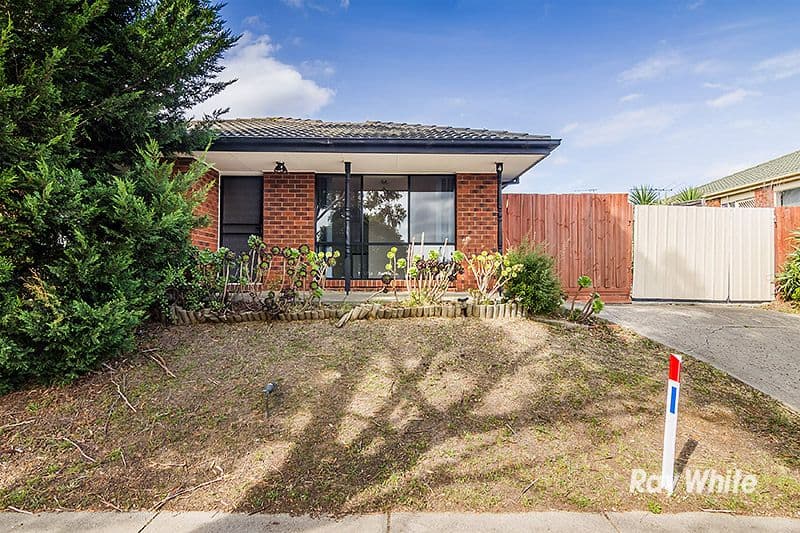 4 Raffindale Crescent, CRANBOURNE WEST VIC 3977, Cranbourne West - Image 1