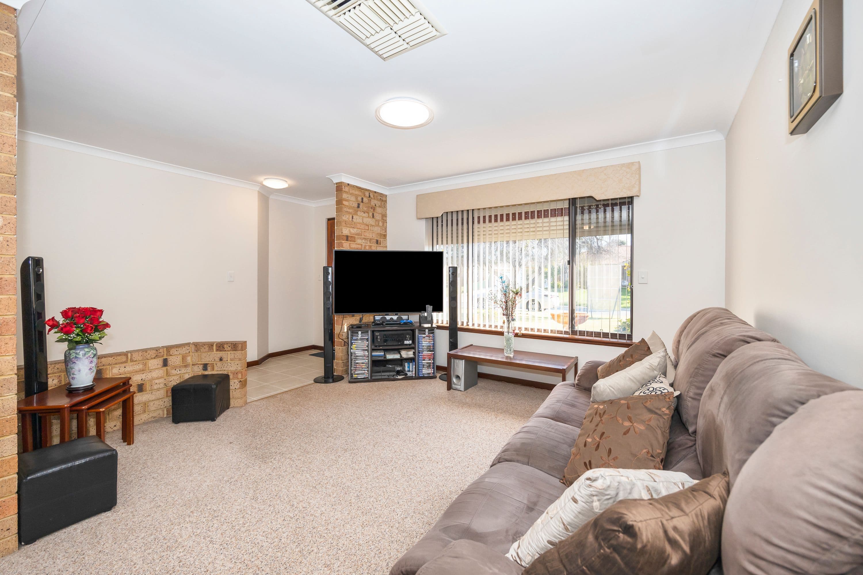 22 Jaeger Square, Ballajura WA 6066, Ballajura - Thumbnail 3