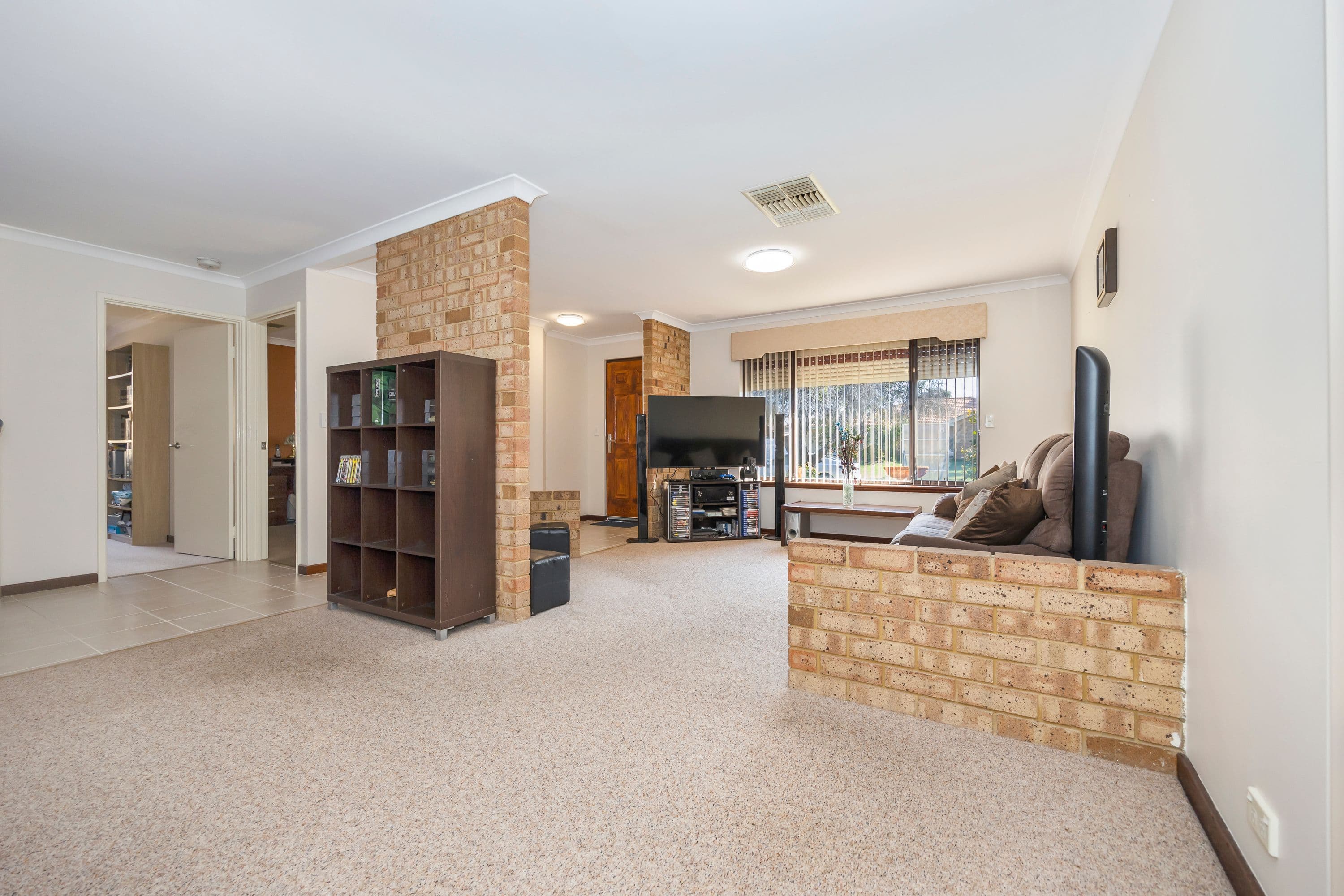 22 Jaeger Square, Ballajura WA 6066, Ballajura - Thumbnail 5