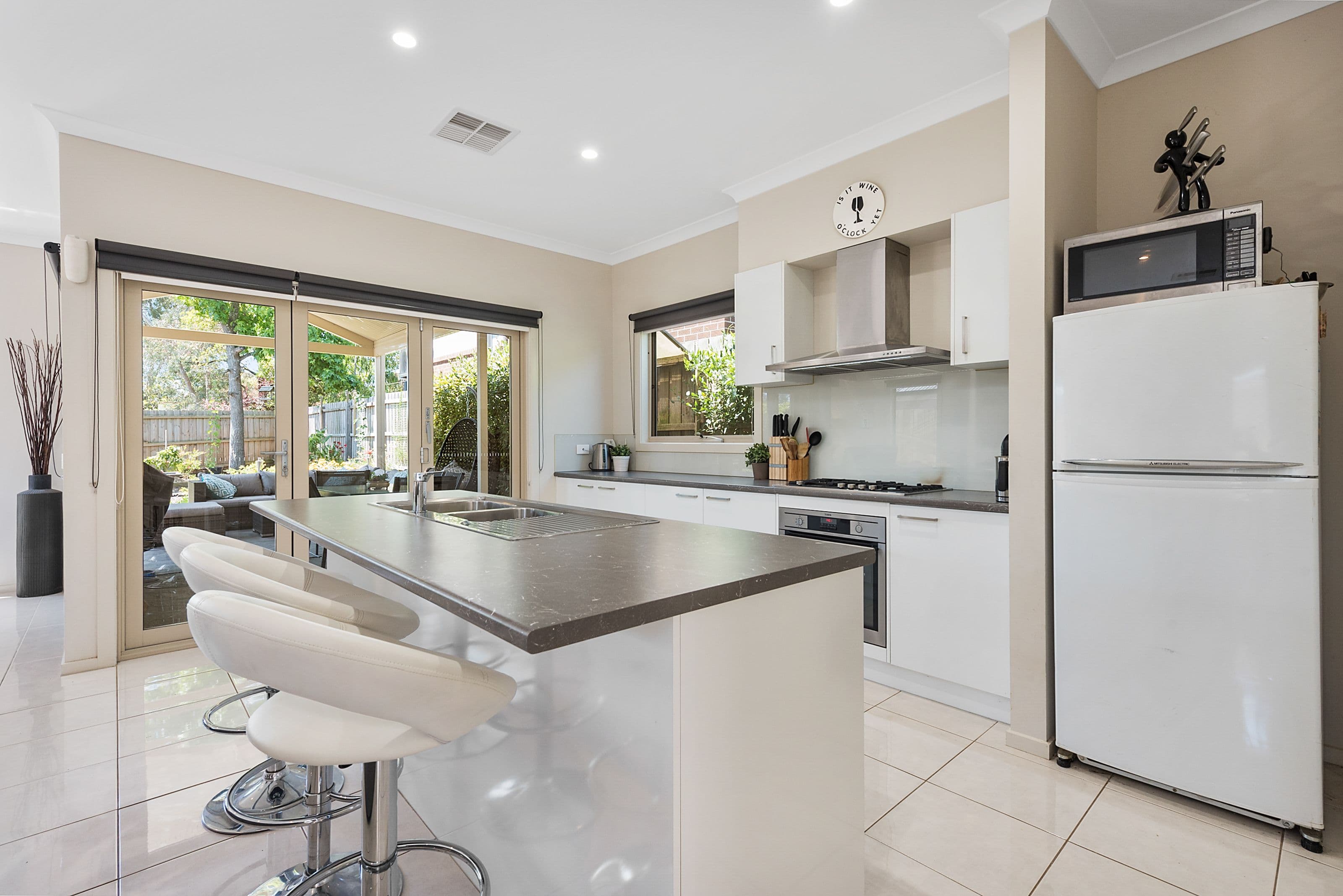 11 REAY Road, Mooroolbark VIC 3138, Mooroolbark - Thumbnail 2