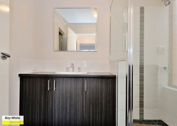 10 Celadon Terrace, AVELEY WA 6069, Aveley - Thumbnail 8