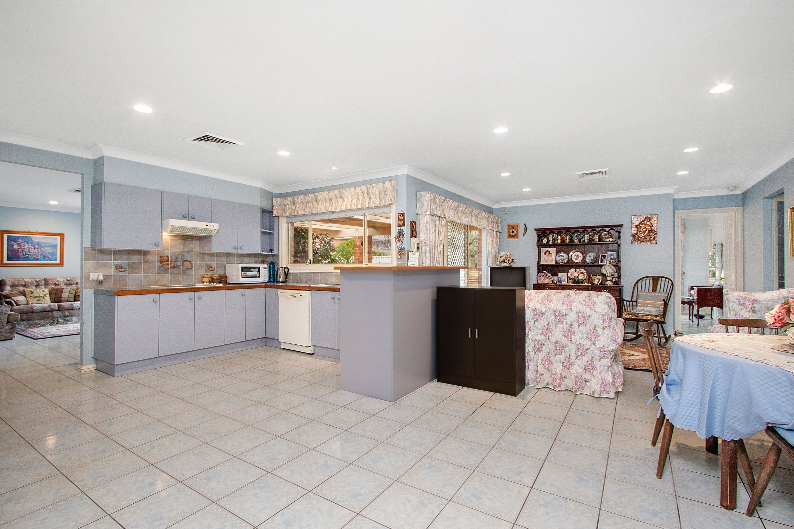 73 Arthur Phillip Drive, North Richmond - Thumbnail 4
