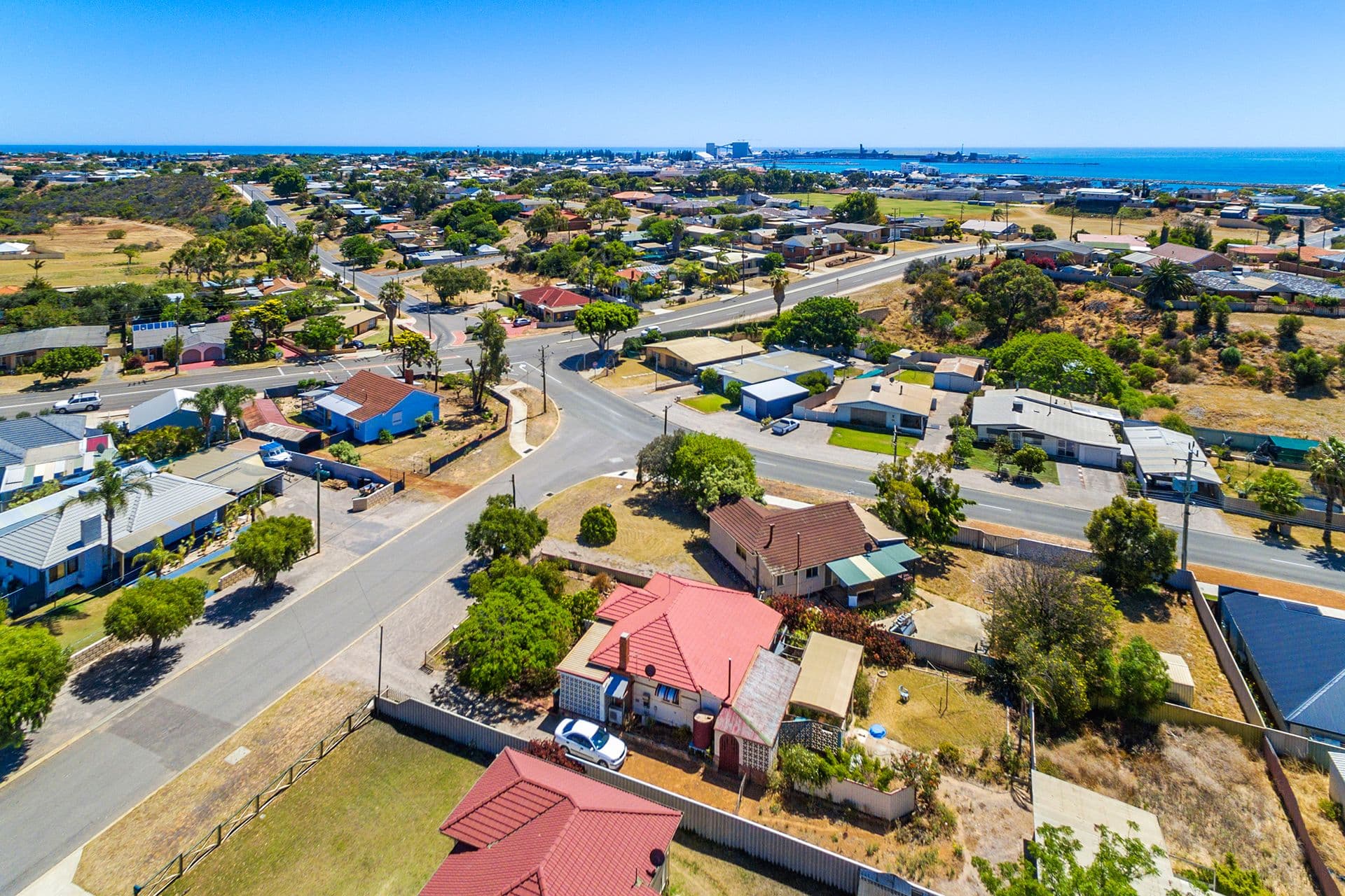 1 Critch Place, Wonthella WA 6530, Wonthella - Thumbnail 2