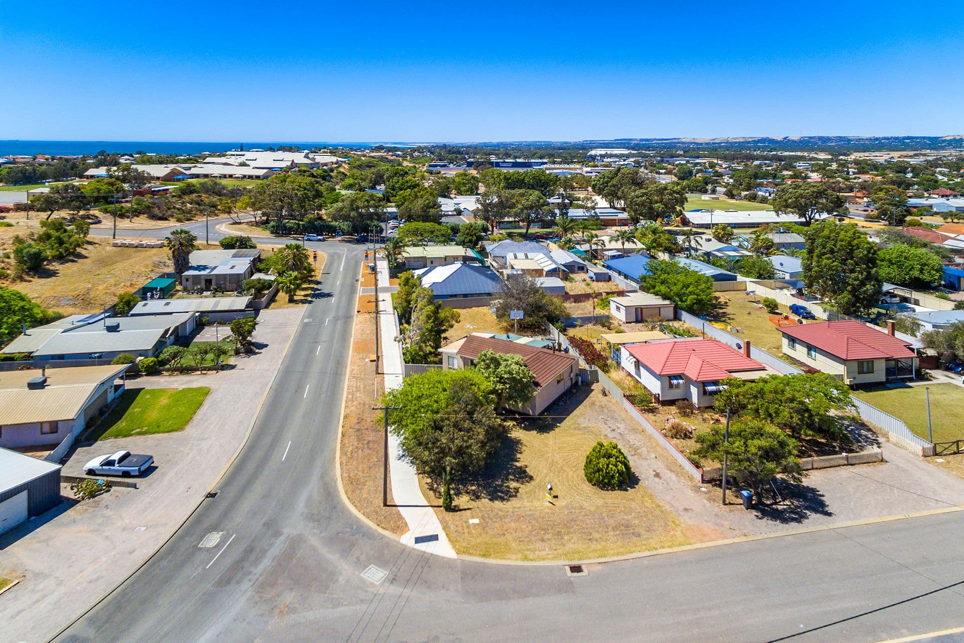1 Critch Place, Wonthella WA 6530, Wonthella - Thumbnail 4