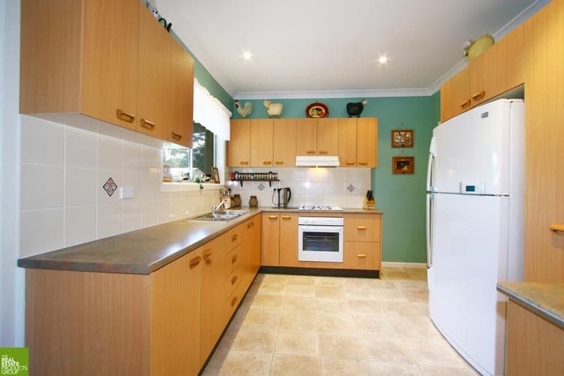13  Rachel Crescent, FIGTREE NSW 2525, Figtree - Thumbnail 3