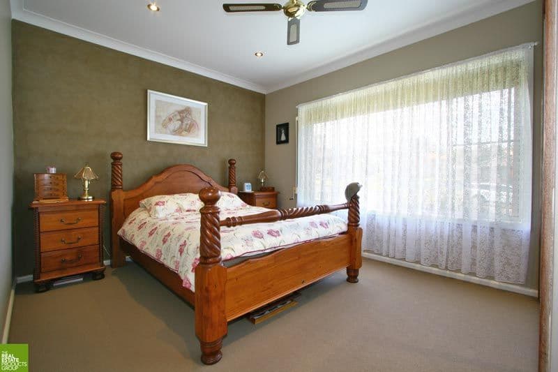 13  Rachel Crescent, FIGTREE NSW 2525, Figtree - Thumbnail 4