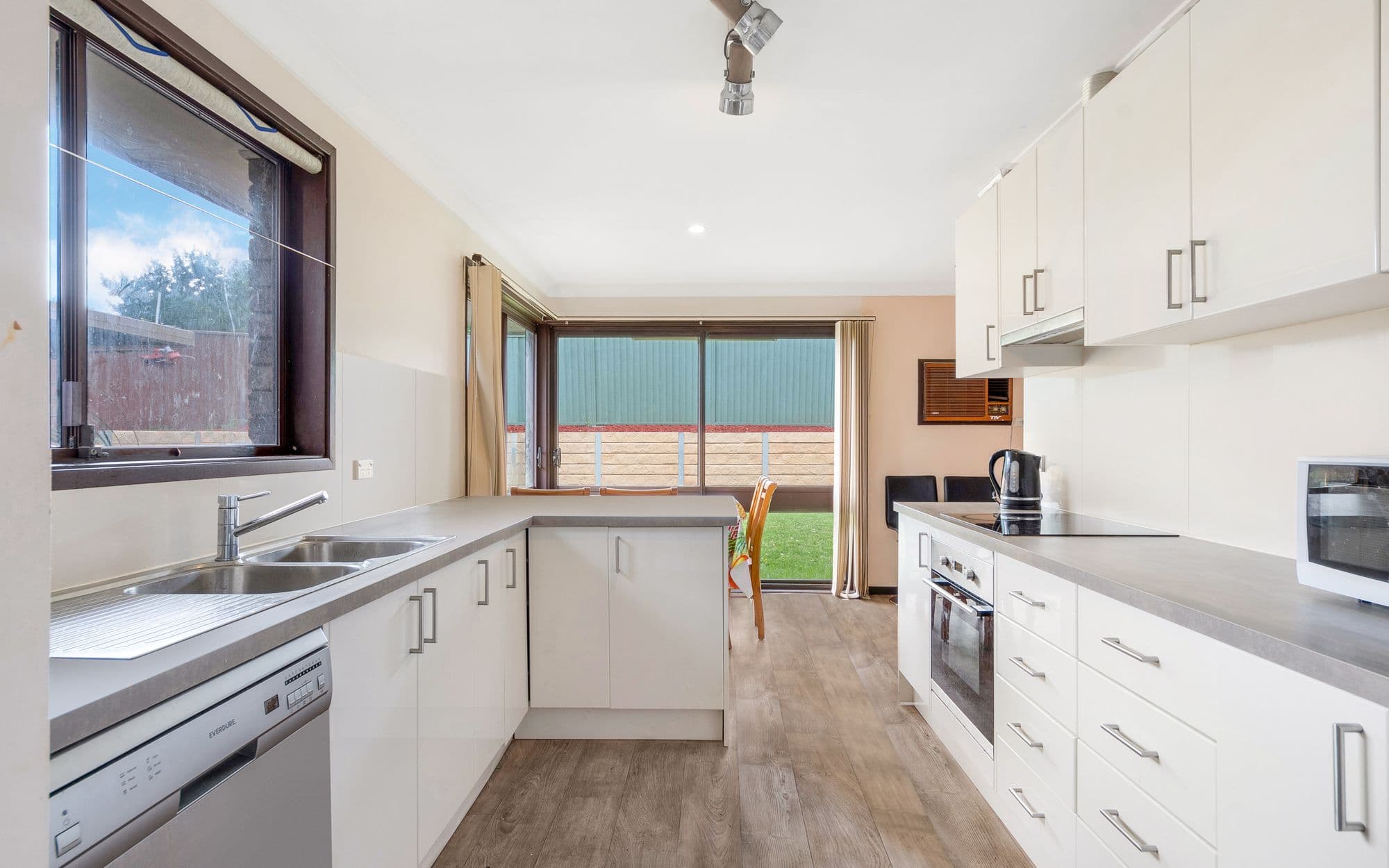 113 Longhurst Road, Minto NSW 2566, Minto - Thumbnail 2