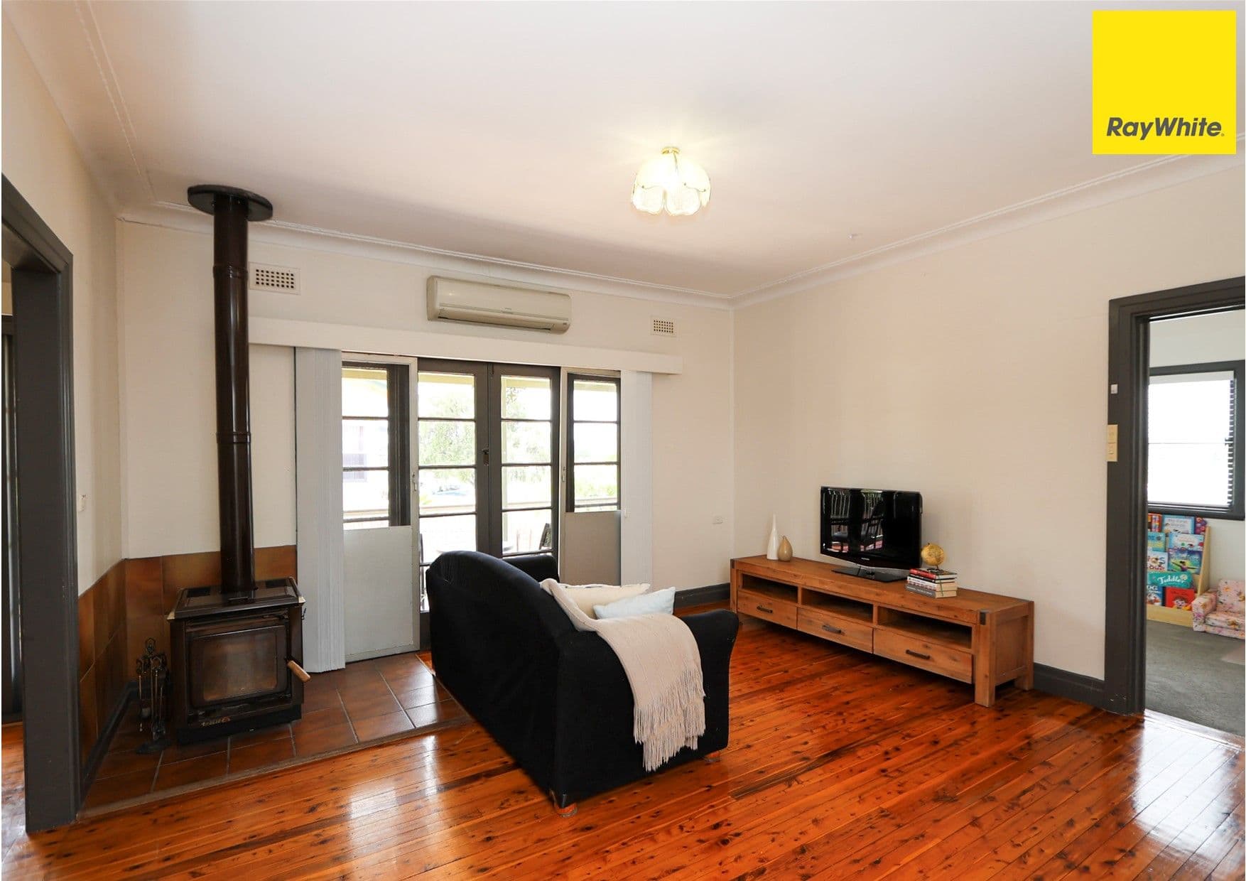 31 Froude Street, Inverell NSW 2360, Inverell - Thumbnail 2