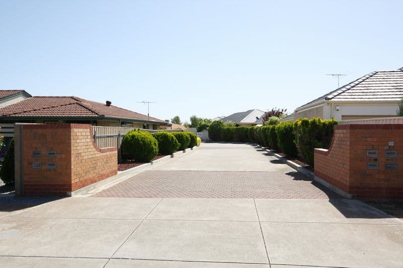 24 Riddell Road, HOLDEN HILL SA 5088, Holden Hill - Thumbnail 4