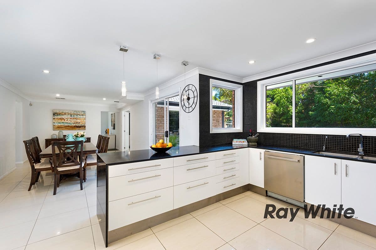 4 Lauren Close, Cherrybrook - Thumbnail 4