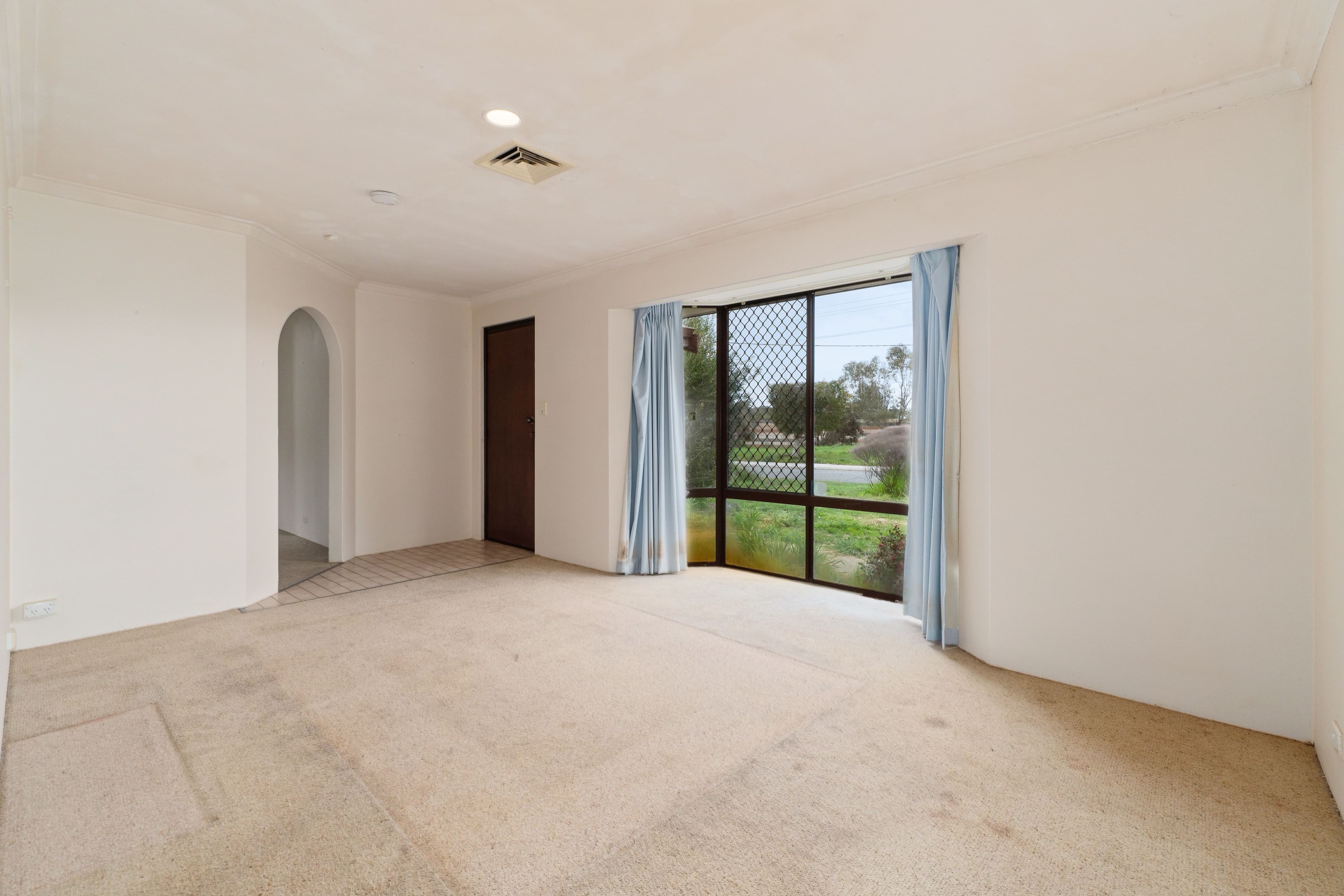 62 Gibson Way, Beechboro WA 6063, Beechboro - Thumbnail 4