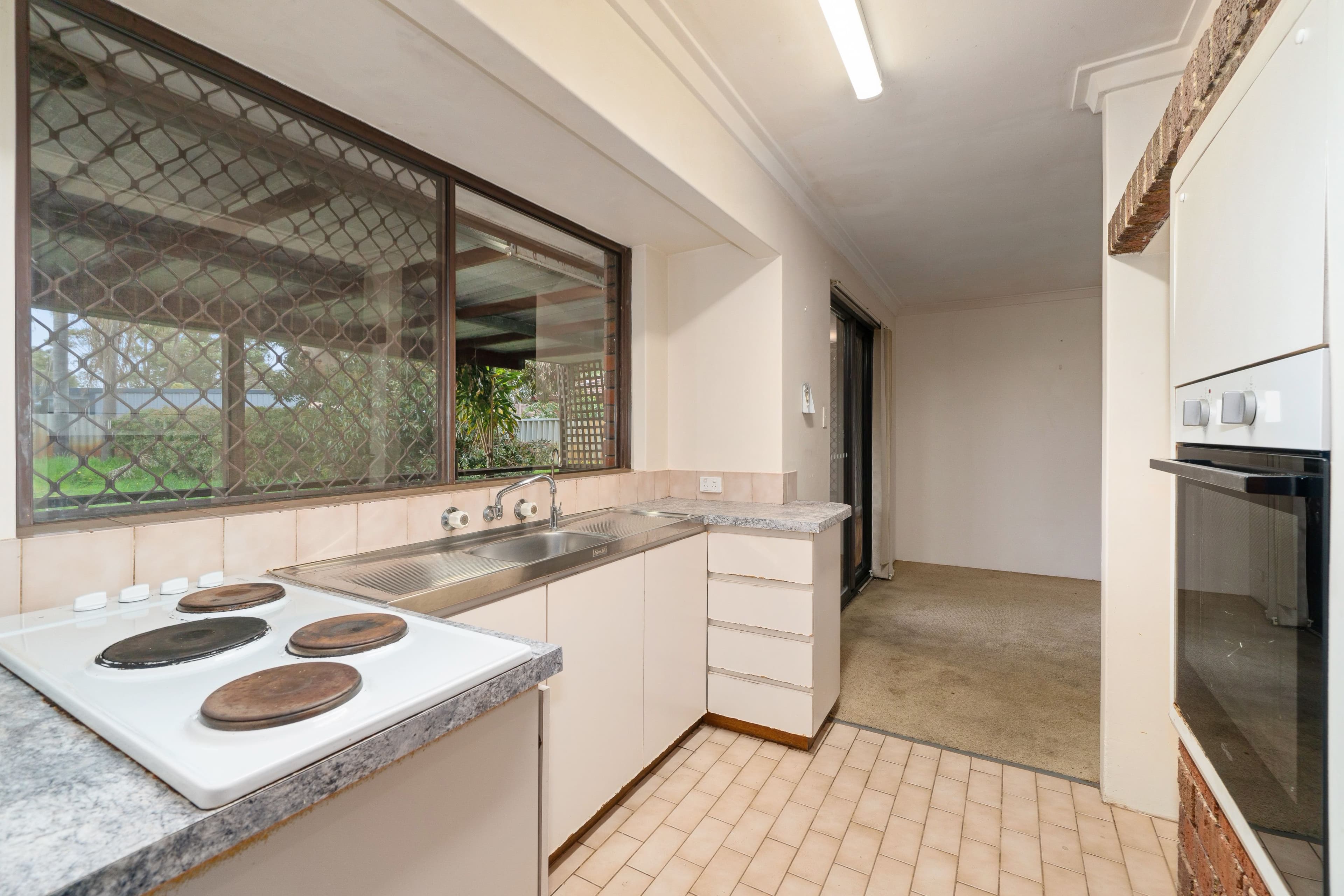 62 Gibson Way, Beechboro WA 6063, Beechboro - Thumbnail 6