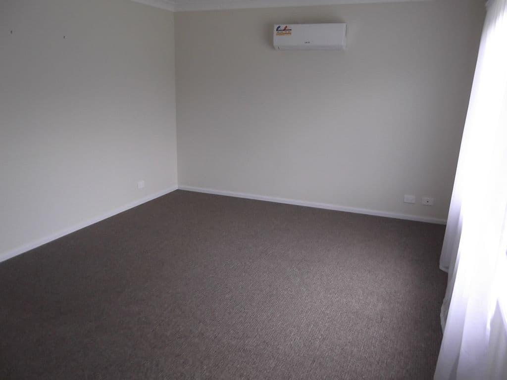 18 Dewhurst Street, Manilla - Thumbnail 5