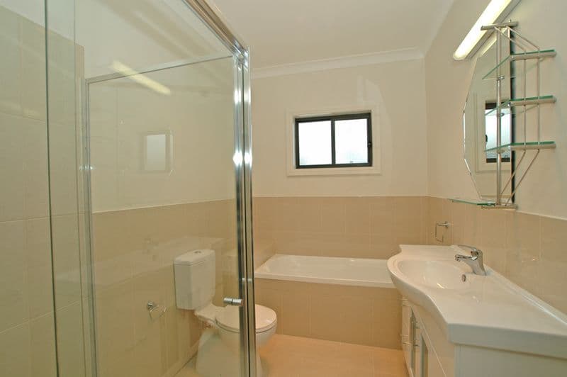 9  Sorrento Road, EMPIRE BAY NSW 2257, Empire Bay - Thumbnail 4