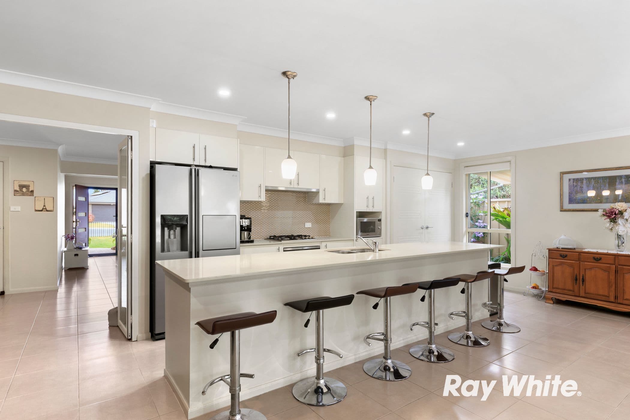 4 Marcelle Close, Broulee NSW 2537, Broulee - Thumbnail 2