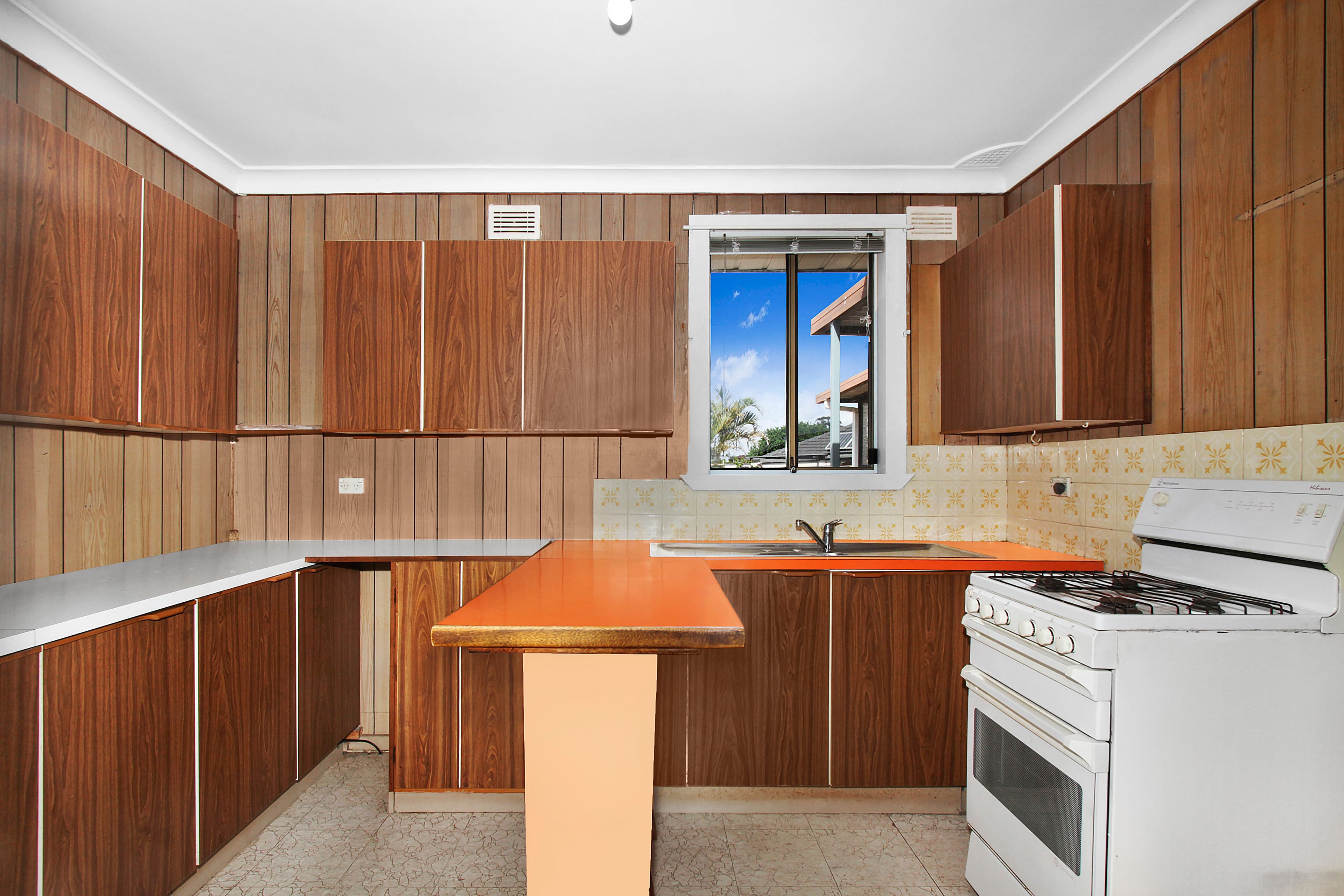 9 Hutchens Avenue, Mount Pritchard NSW 2170, Mount Pritchard - Thumbnail 3