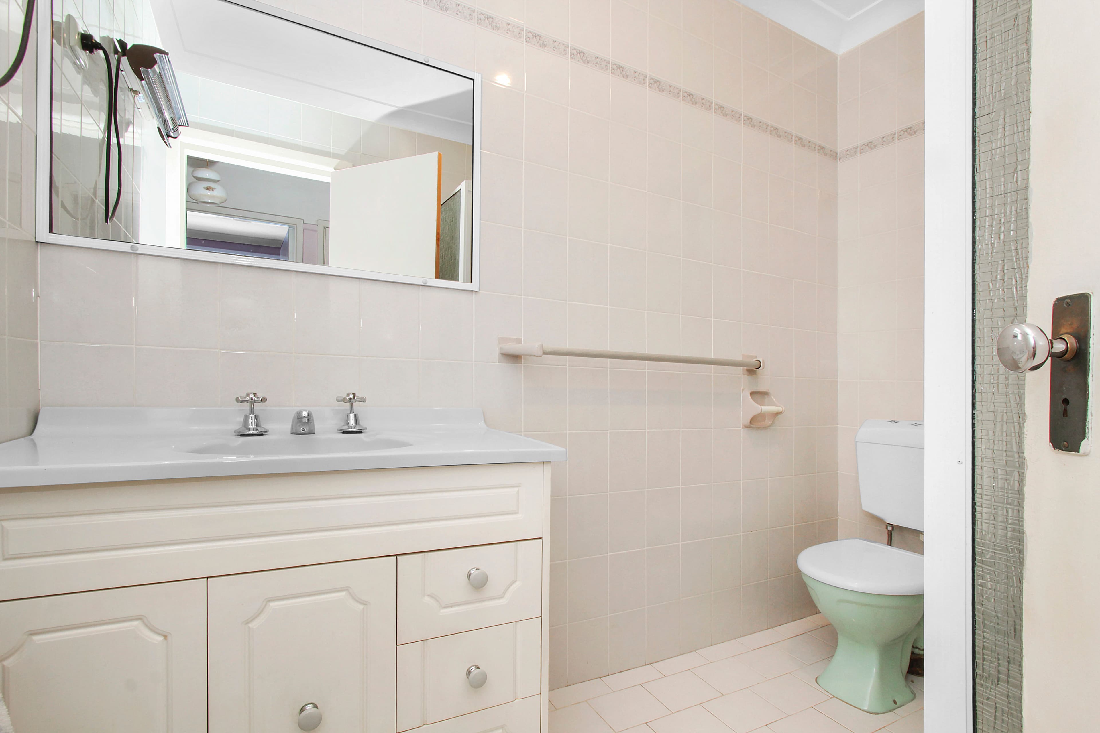 9 Hutchens Avenue, Mount Pritchard NSW 2170, Mount Pritchard - Thumbnail 5