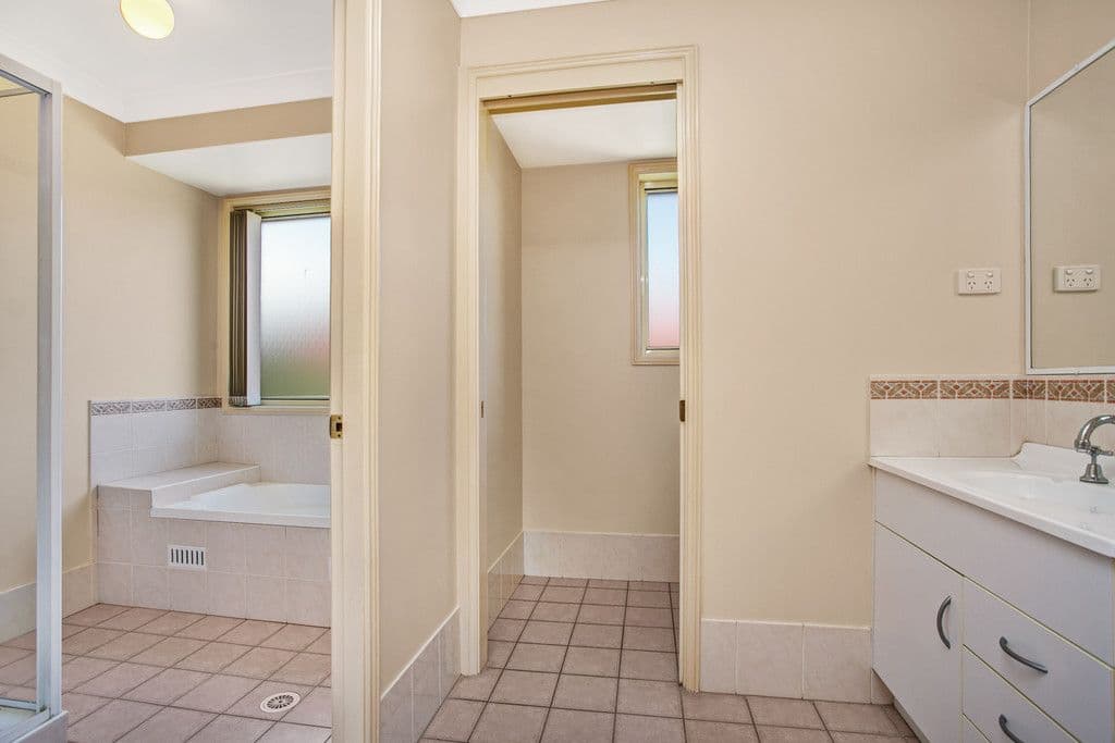 14 Moriarty Avenue, Ashtonfield NSW 2323, Ashtonfield - Thumbnail 4