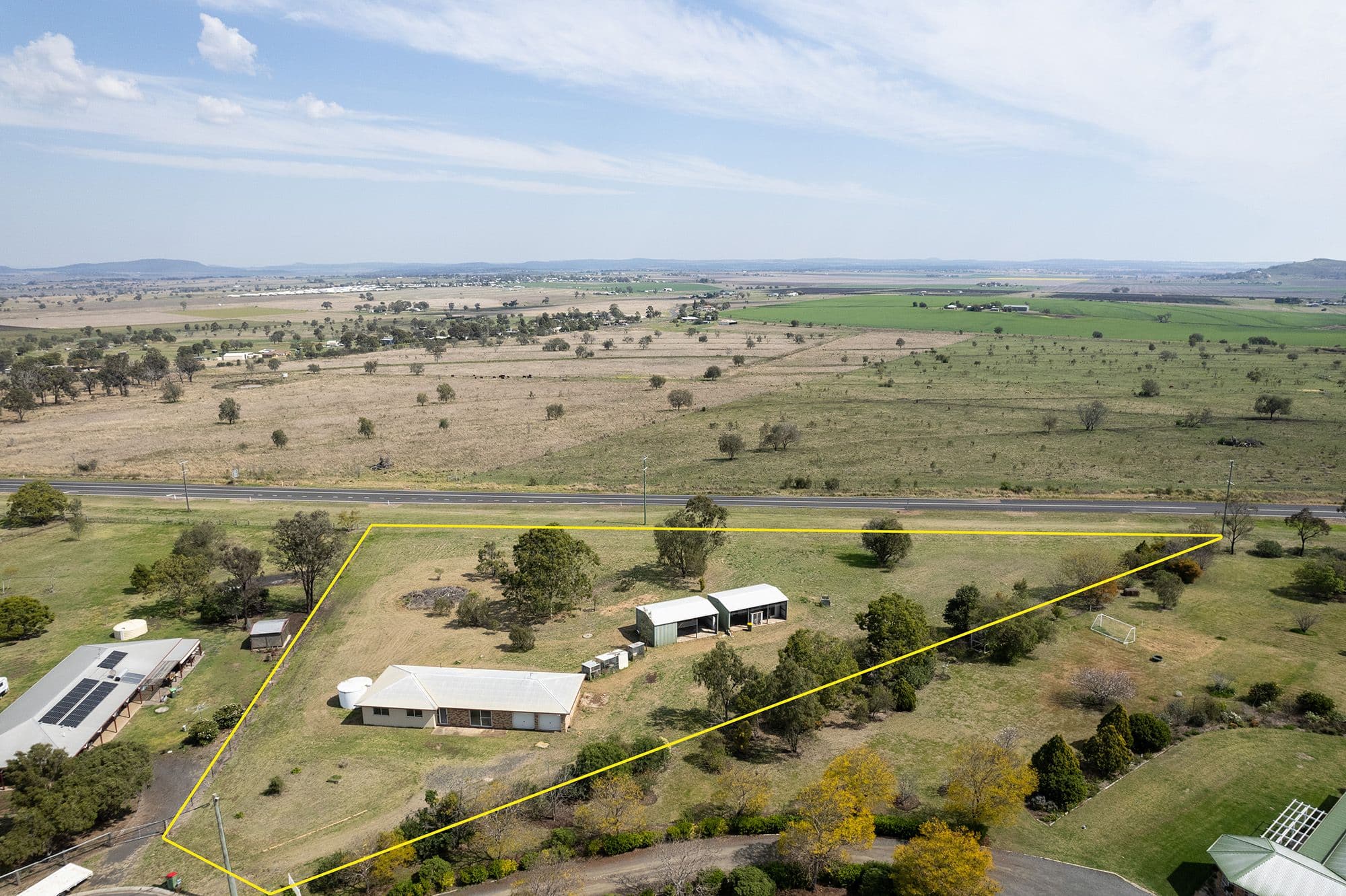 6 Joy-Anne Court, Vale View QLD 4352, Vale View - Thumbnail 2