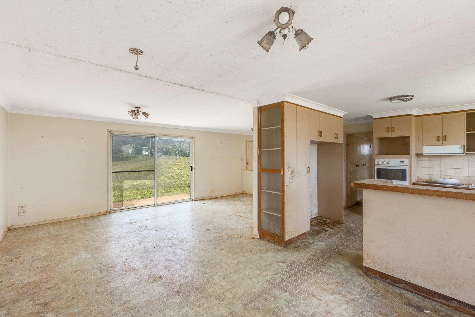 6 Joy-Anne Court, Vale View QLD 4352, Vale View - Thumbnail 4