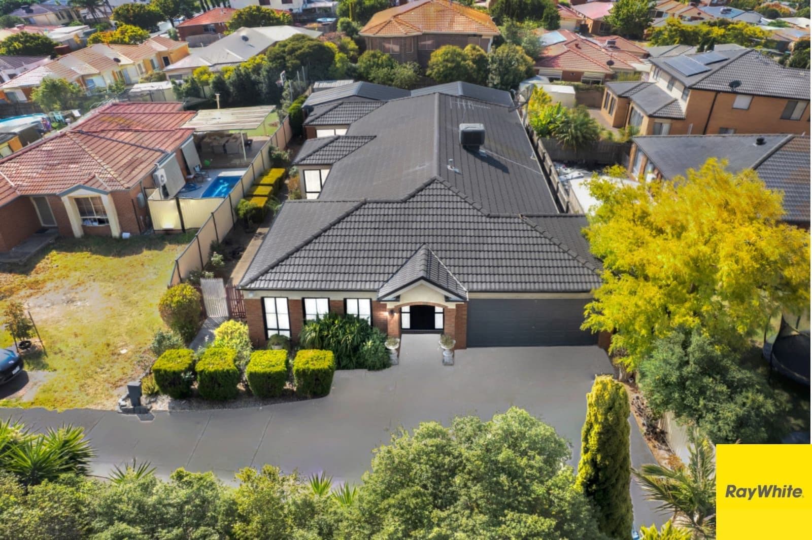 8 Lockyer Court, Tarneit VIC 3029, Tarneit - Thumbnail 3