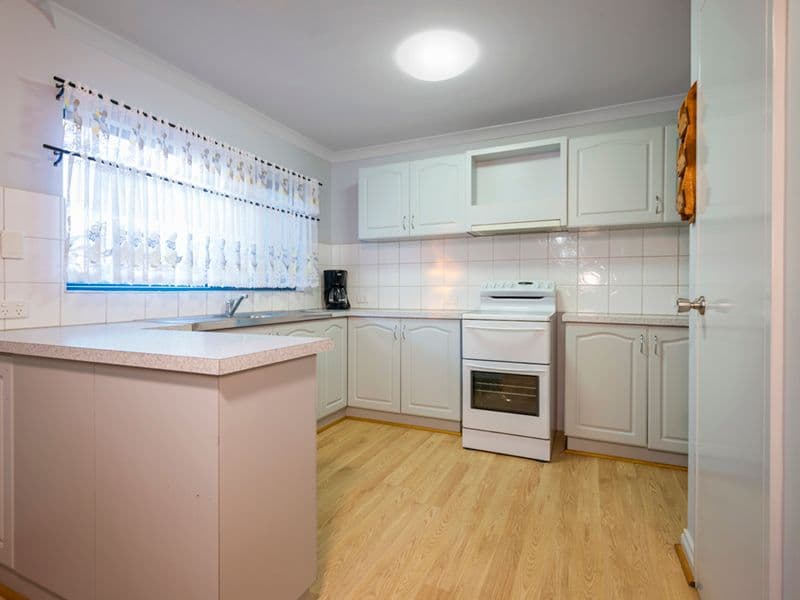 160 Sunset Beach Caravan Park, Sunset Beach WA 6530, Sunset Beach - Thumbnail 4