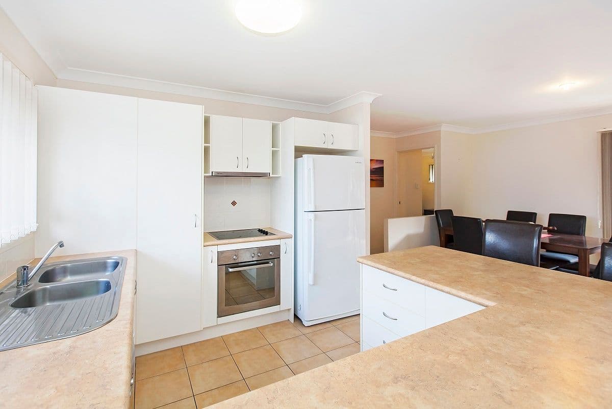 43 Swallowtail Crescent, SPRINGFIELD LAKES QLD 4300, Springfield Lakes - Thumbnail 2