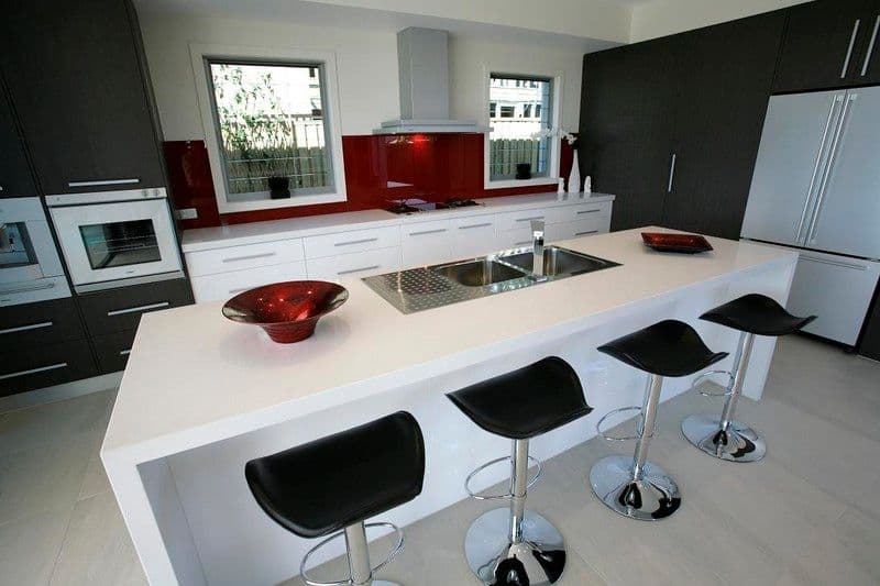 17 Lionheart Crescent, NEWPORT QLD 4020, Newport - Thumbnail 2