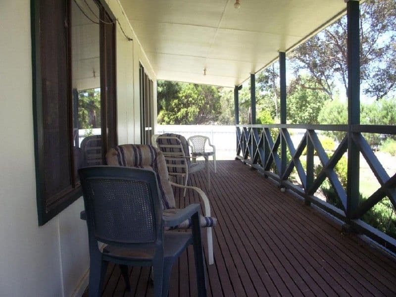 1-7 Fifth Street, BORDERTOWN SA 5268, Bordertown - Thumbnail 4