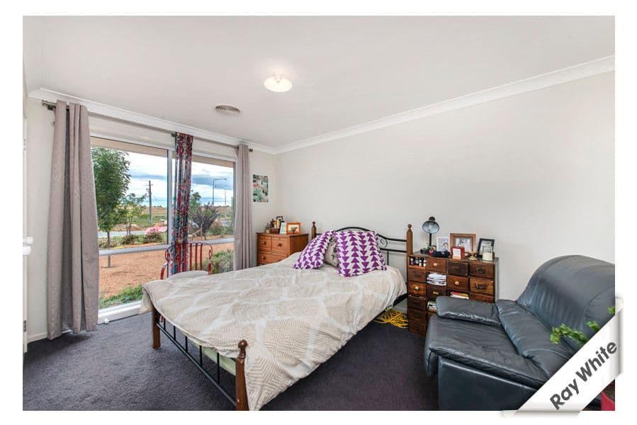 46 Donald Horne Circuit, FRANKLIN ACT 2913, Franklin - Thumbnail 3